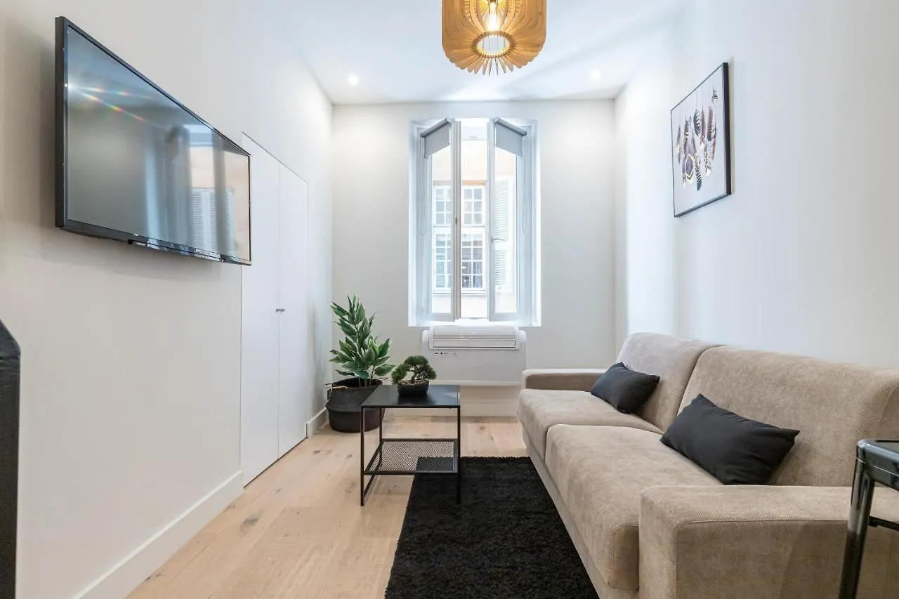 12 Bunico - Studio Duplex - Vieux Nice - 100M De La Mer 0*,  France